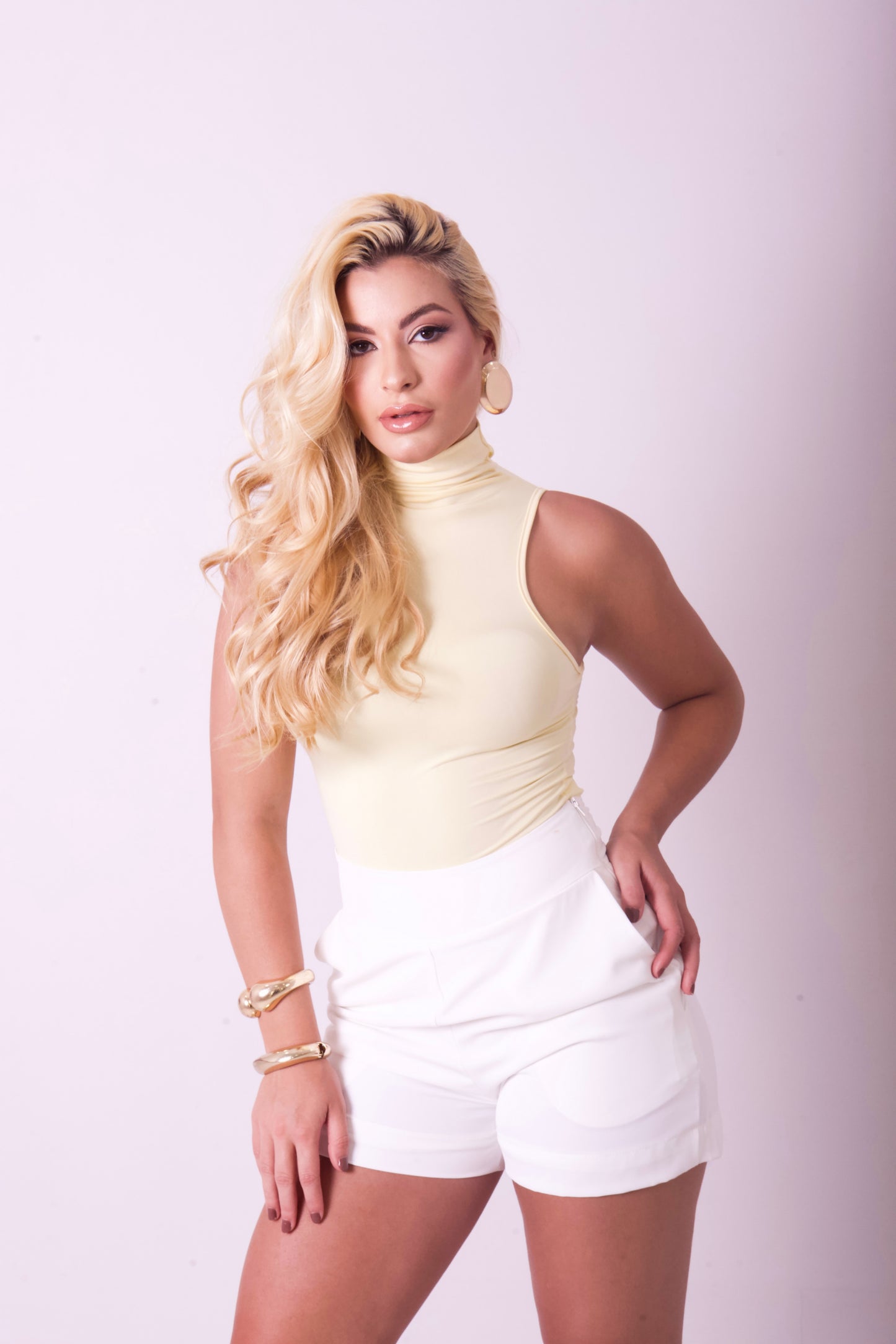 Body Gola Alta Trapezio Amarelo Manteiga